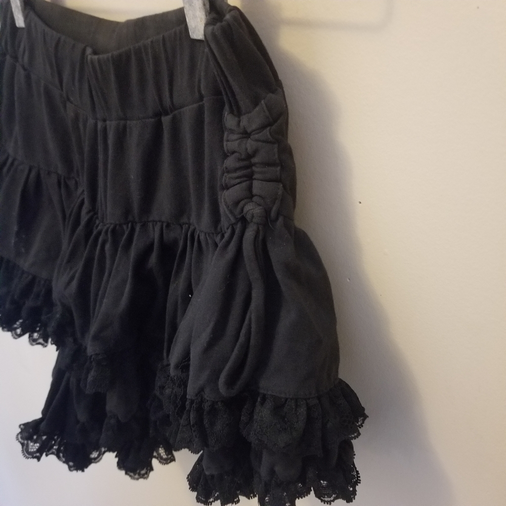 Lace Ruffle Booty Shorts ▪︎ Spectral Eyes - Picture 4 of 7